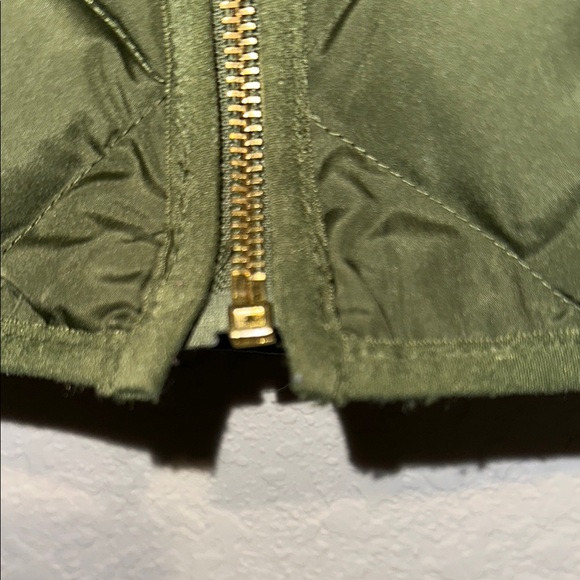 Woolrich Olive Quilted Vest - Picture 8 of 12